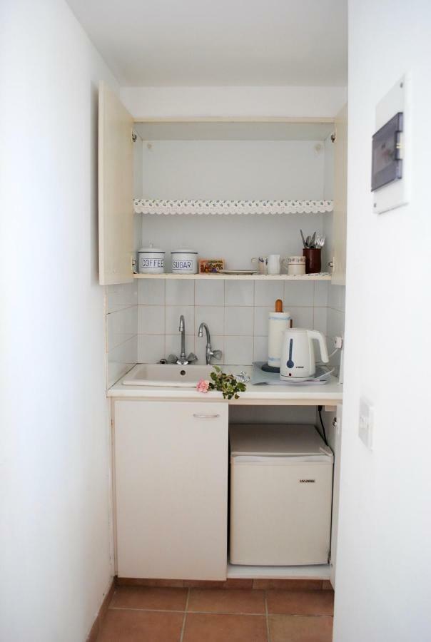 Sunny Garden Studio Otel Lefkoşa Dış mekan fotoğraf