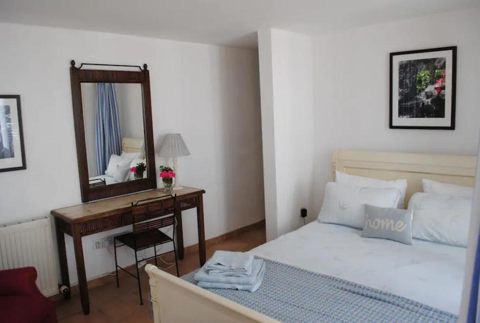 Sunny Garden Studio Otel Lefkoşa Dış mekan fotoğraf